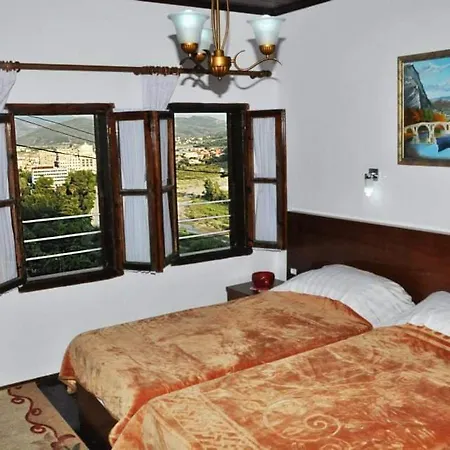 Ferienwohnung Hava Baci Berat Exterior foto